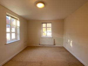 Bedroom- click for photo gallery